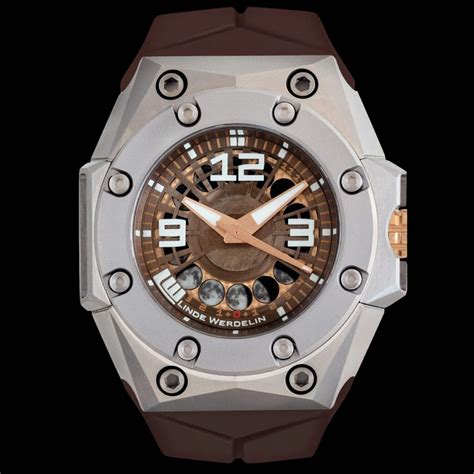 linde werdelin sports watch